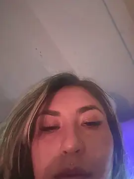 Snapshot of Khalyk_G chatting on November 2025 12:02:01 AM Khalyk G online show from November 2025 12:02:01 AM