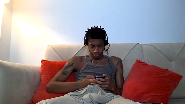 Snapshot of Skinnyblackman chatting on November 2025 02:55:02 AM Skinnyblackman online show from November 2025 02:55:02 AM