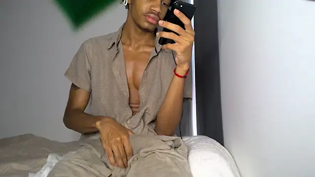 Skinnyblackman online show from March 2026 02:20:02 PM