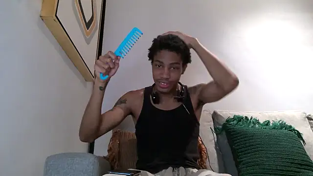 Skinnyblackman online show from March 2026 04:06:01 AM