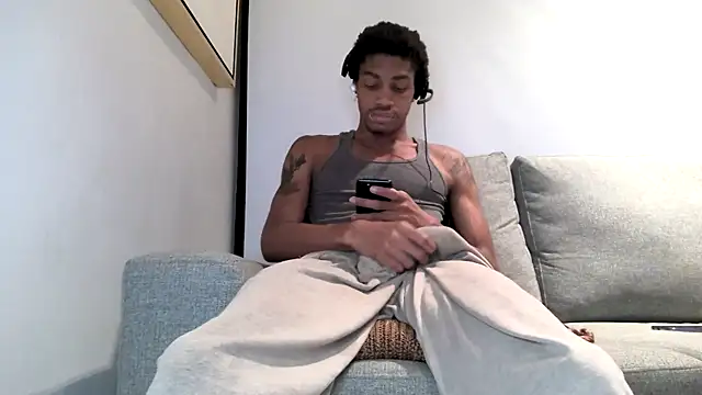 Skinnyblackman online show from March 2026 04:28:02 AM