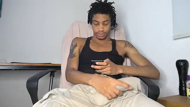 Skinnyblackman online show from June 2026 06:14:02 AM