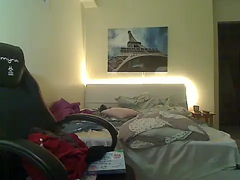 amydamarw online show from December 2025 06:10:01 AM