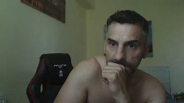 Snapshot of amydamarw chatting on July 2026 05:35:01 AM amydamarw online show from July 2026 05:35:01 AM