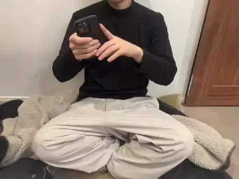 Snapshot of atom0407 chatting on December 2024 04:38:02 PM atom0407 online show from December 2024 04:38:02 PM