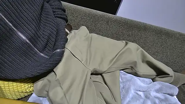 Snapshot of atom0407 chatting on December 2024 04:52:02 PM atom0407 online show from December 2024 04:52:02 PM