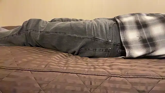 atom0407 online show from March 2026 04:57:01 PM