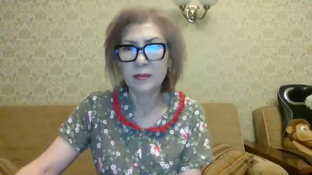 Snapshot of Elegant00Lady chatting on June 2026 06:43:01 PM Elegant00Lady online show from June 2026 06:43:01 PM