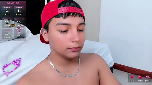 Snapshot of Seductivo_jr chatting on February 2025 10:51:02 AM Seductivo jr online show from February 2025 10:51:02 AM