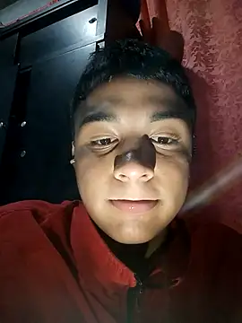 Snapshot of Seductivo_jr chatting on May 2026 05:26:02 AM Seductivo jr online show from May 2026 05:26:02 AM