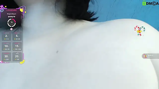 Snapshot of juli_juliana chatting on October 2025 10:29:02 PM juli juliana online show from October 2025 10:29:02 PM