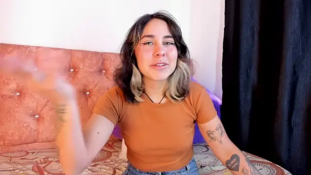 riley colors online show from January 2025 01:45:02 PM