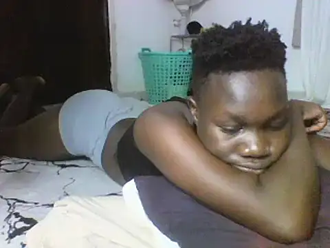 sexyqueen02 online show from February 2025 01:36:02 AM