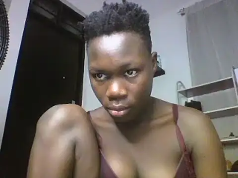 sexyqueen02 online show from February 2025 10:07:02 PM