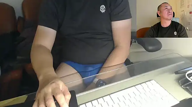 Snapshot of chih515 chatting on February 2025 06:00:01 AM chih515 online show from February 2025 06:00:01 AM