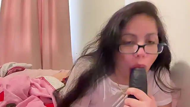 Snapshot of Babygirl_katalina chatting on March 2026 03:01:01 PM Babygirl katalina online show from March 2026 03:01:01 PM