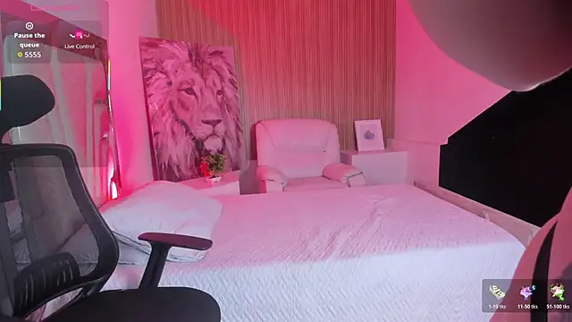 Melany Luv online show from October 2025 08:42:01 PM