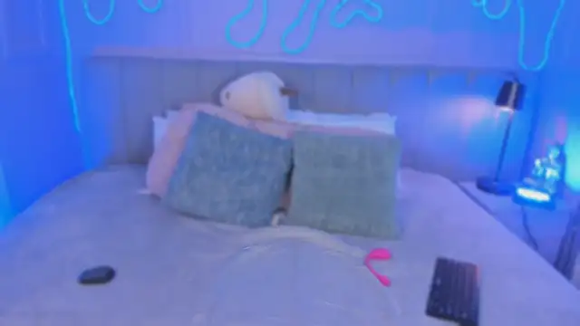 Mai higurashi online show from October 2025 07:48:01 PM