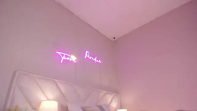  angela x online show from January 2026 11:37:02 AM