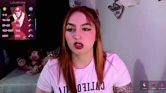 Snapshot of lucycherry__ chatting on October 2025 02:19:02 AM lucycherry online show from October 2025 02:19:02 AM