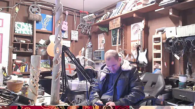 Snapshot of itsjameswebbscope chatting on December 2025 07:18:01 PM itsjameswebbscope online show from December 2025 07:18:01 PM