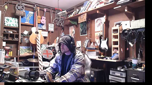 Snapshot of itsjameswebbscope chatting on December 2025 09:22:02 PM itsjameswebbscope online show from December 2025 09:22:02 PM