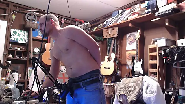 Snapshot of itsjameswebbscope chatting on January 2026 05:27:02 PM itsjameswebbscope online show from January 2026 05:27:02 PM