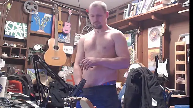 Snapshot of itsjameswebbscope chatting on January 2026 12:33:02 PM itsjameswebbscope online show from January 2026 12:33:02 PM