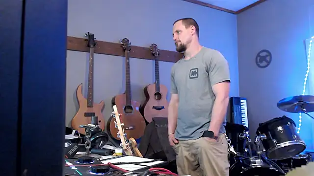 Snapshot of itsjameswebbscope chatting on February 2026 07:07:01 PM itsjameswebbscope online show from February 2026 07:07:01 PM