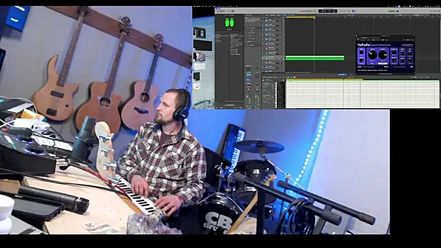 Snapshot of itsjameswebbscope chatting on February 2026 11:06:02 AM itsjameswebbscope online show from February 2026 11:06:02 AM