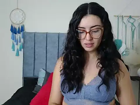 EvoletFMK online show from September 2025 03:04:01 PM