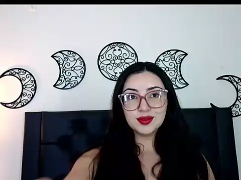 EvoletFMK online show from December 2025 05:31:02 PM