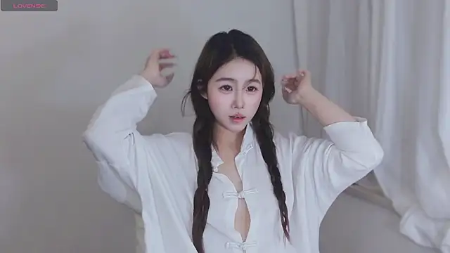 Snapshot of Hazel-11 chatting on March 2025 02:01:02 PM Hazel-11 online show from March 2025 02:01:02 PM