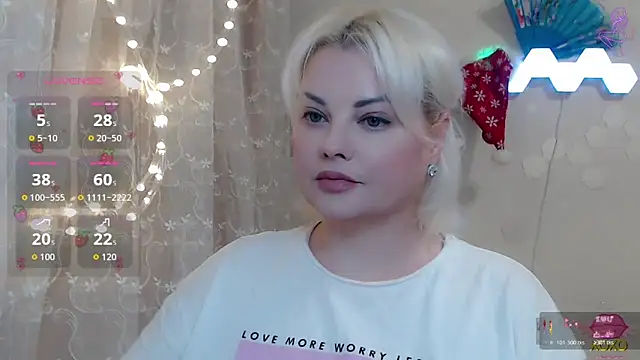 JewellKiss7 online show from December 2025 06:49:02 PM