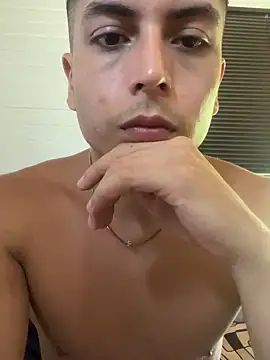 Snapshot of SAMUEL_OBRIAN chatting on December 2024 04:11:01 PM SAMUEL OBRIAN online show from December 2024 04:11:01 PM