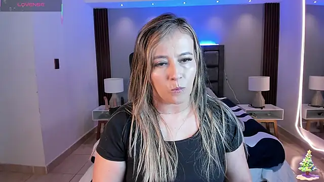 Susann Ross online show from December 2025 10:54:01 AM