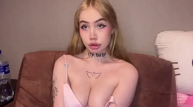 hanna cry baby online show from February 2025 08:03:01 PM