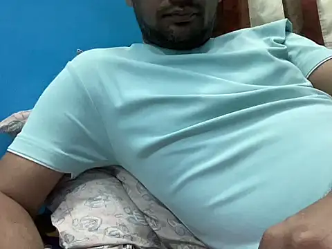 Snapshot of NiceBoy9099 chatting on January 2026 10:31:02 AM NiceBoy9099 online show from January 2026 10:31:02 AM