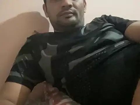 Snapshot of NiceBoy9099 chatting on February 2026 05:42:02 PM NiceBoy9099 online show from February 2026 05:42:02 PM