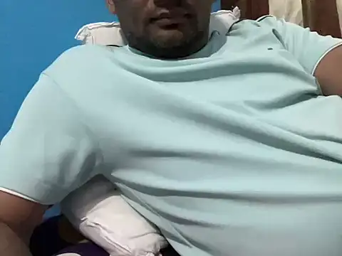 Snapshot of NiceBoy9099 chatting on February 2026 10:38:01 AM NiceBoy9099 online show from February 2026 10:38:01 AM