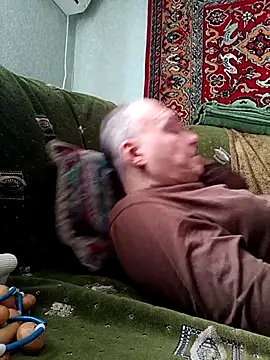 Pineapple04 online show from February 2026 11:13:01 AM