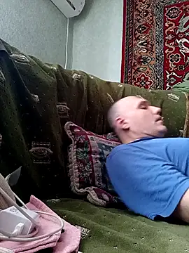 Pineapple04 online show from April 2026 02:47:02 PM