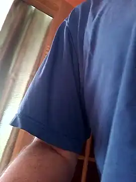 Pineapple04 online show from April 2026 06:51:02 AM