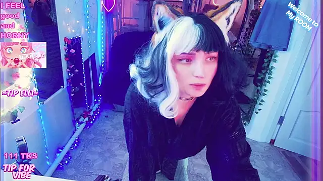 Snapshot of Toxic_Ellies chatting on December 2024 10:51:02 AM Toxic Ellies online show from December 2024 10:51:02 AM