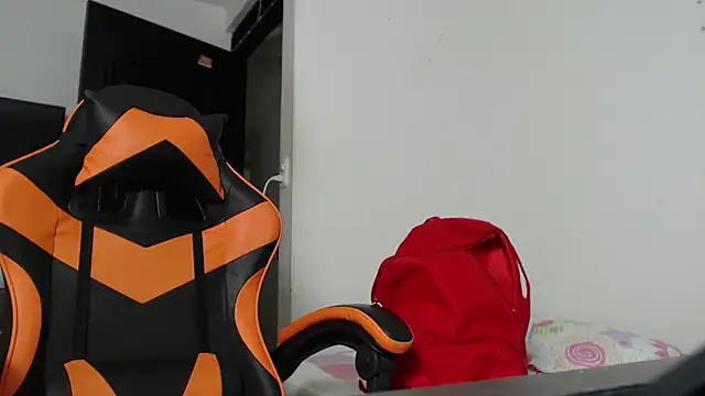 ADAM HOT online show from December 2025 12:27:02 AM