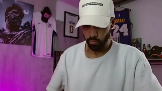 Hendry  online show from December 2025 01:45:02 AM