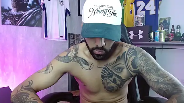 Hendry  online show from December 2025 01:13:02 AM