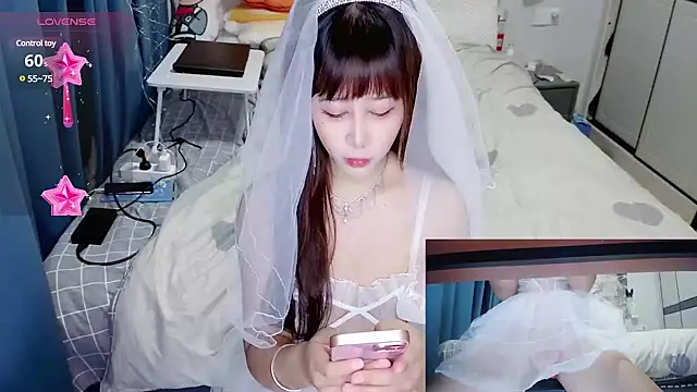 Angelababy001 online show from December 2024 12:25:02 PM