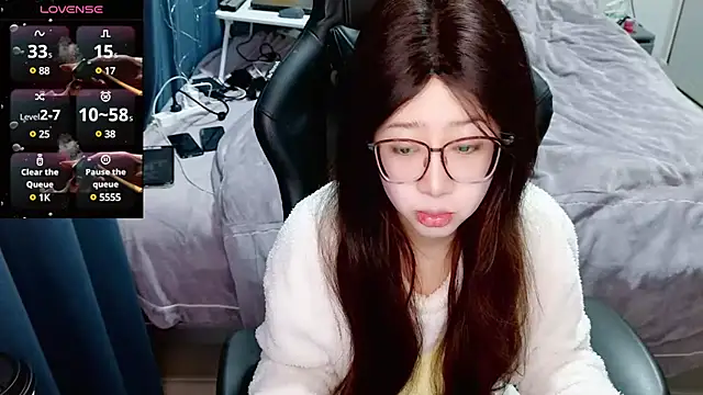 Angelababy001 online show from January 2025 03:03:01 PM