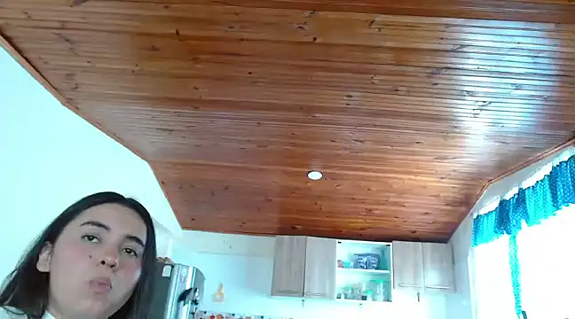 Cuty sexy hot online show from December 2024 02:36:02 PM